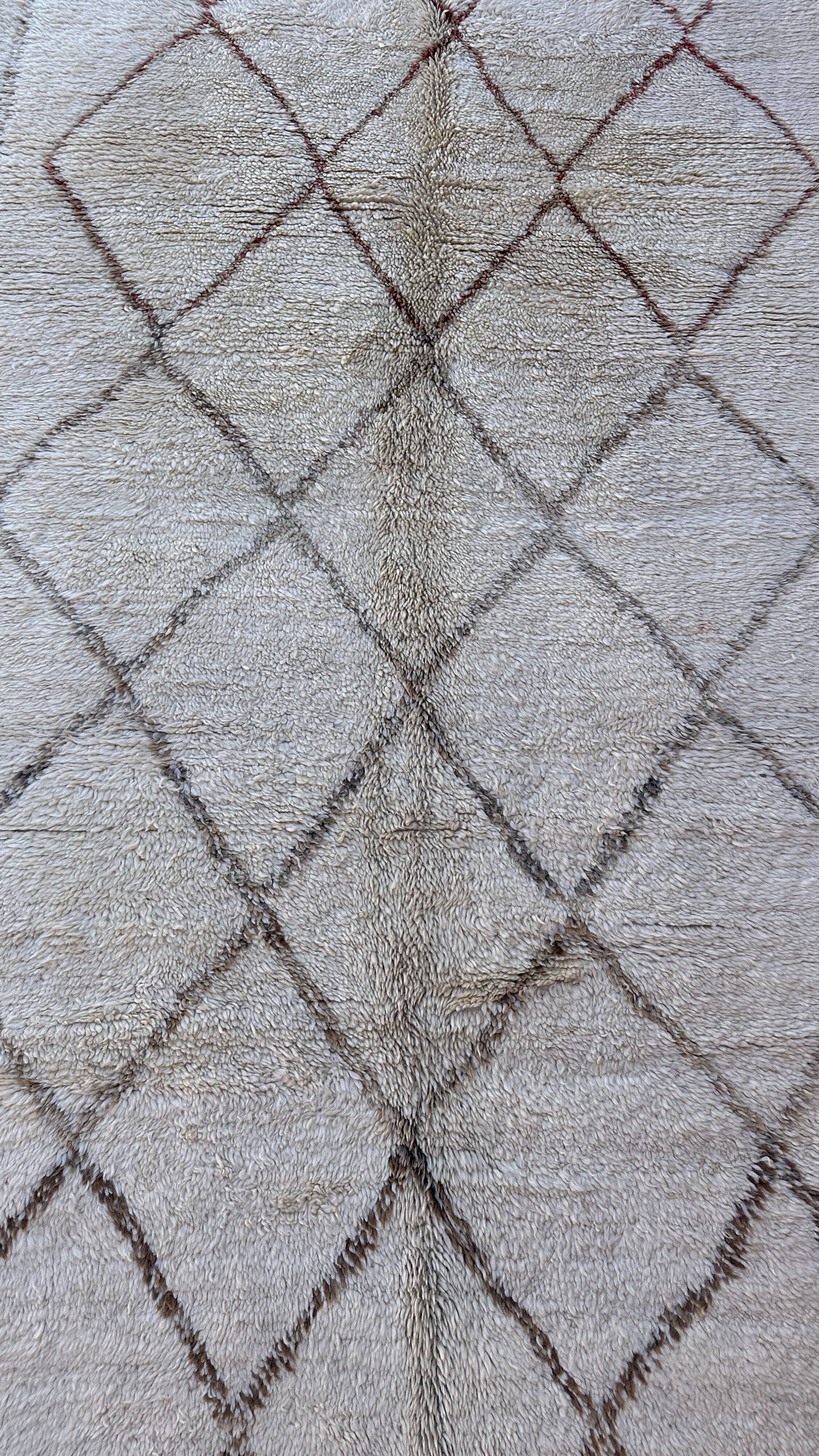 Beni Ourain Moroccan rug white - 300 x 164 cm