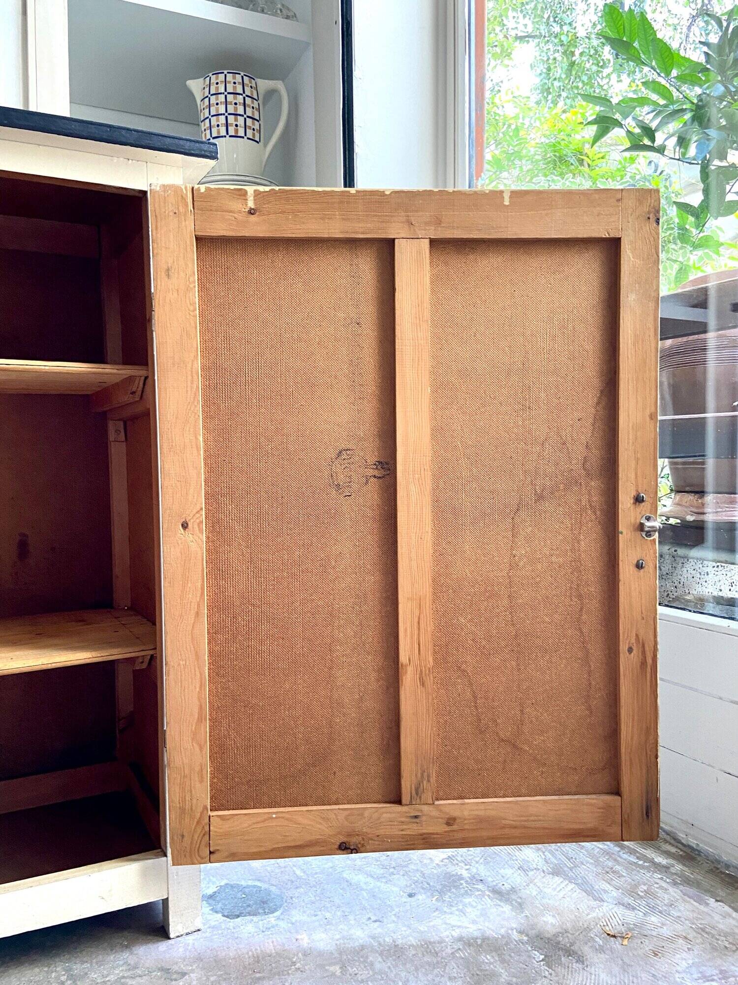 Confiturier parisien en bois beige et noir