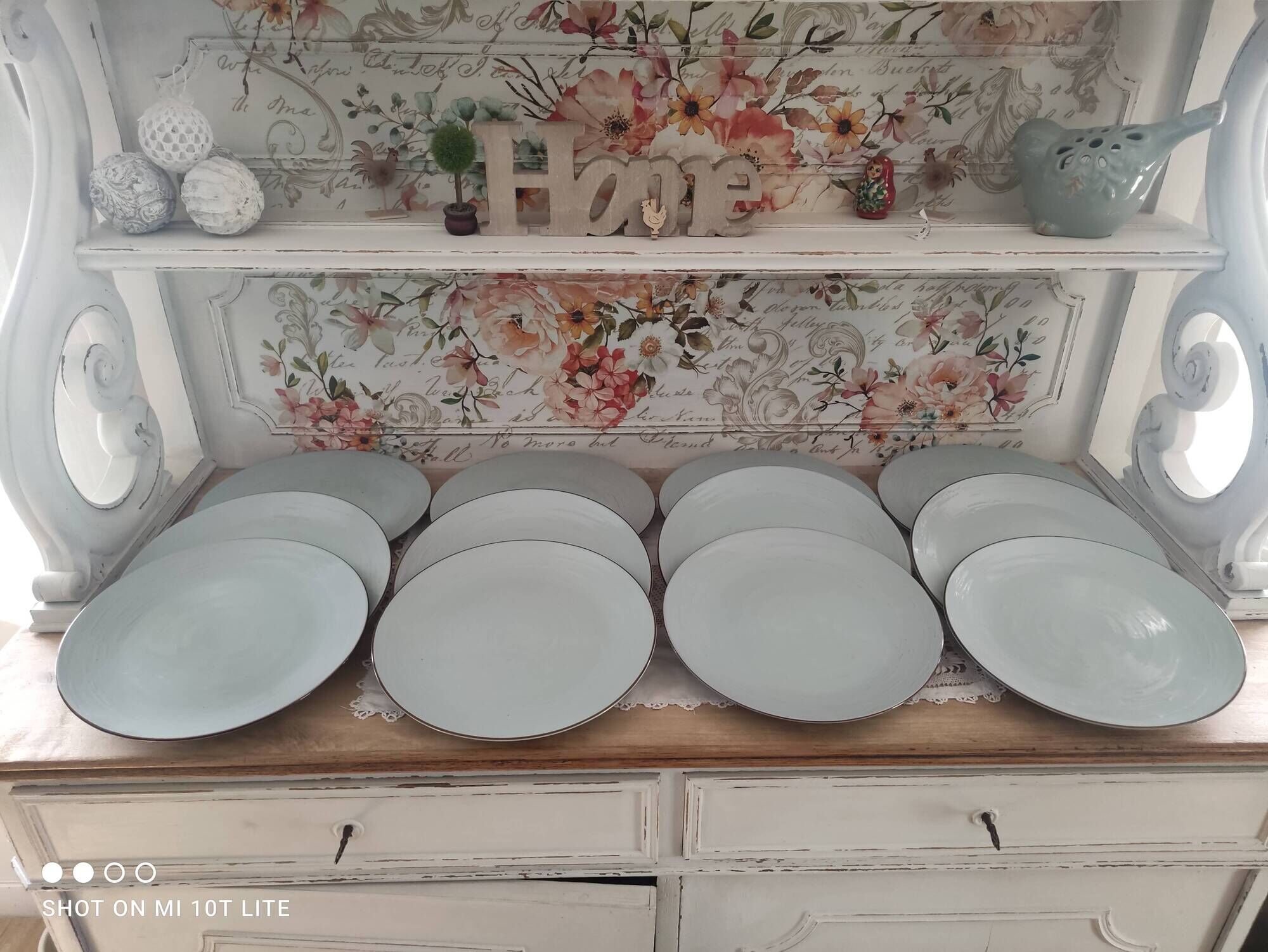 Set of 12 terracotta dinner plates enameled in green cecina