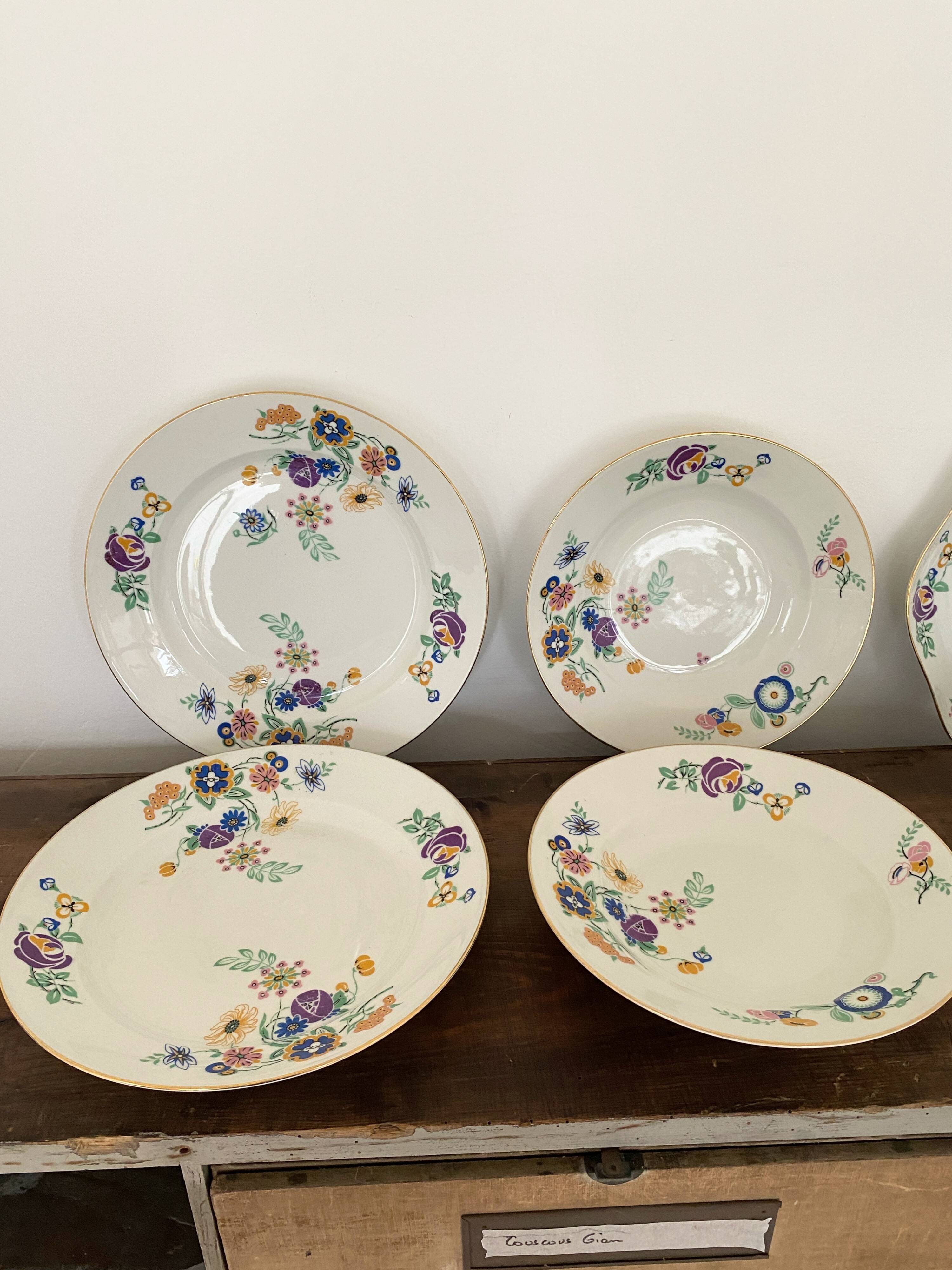 6 vintage plates in white Limoges porcelain signed TLB, flowers