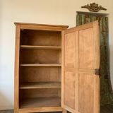 Petite armoire ancienne