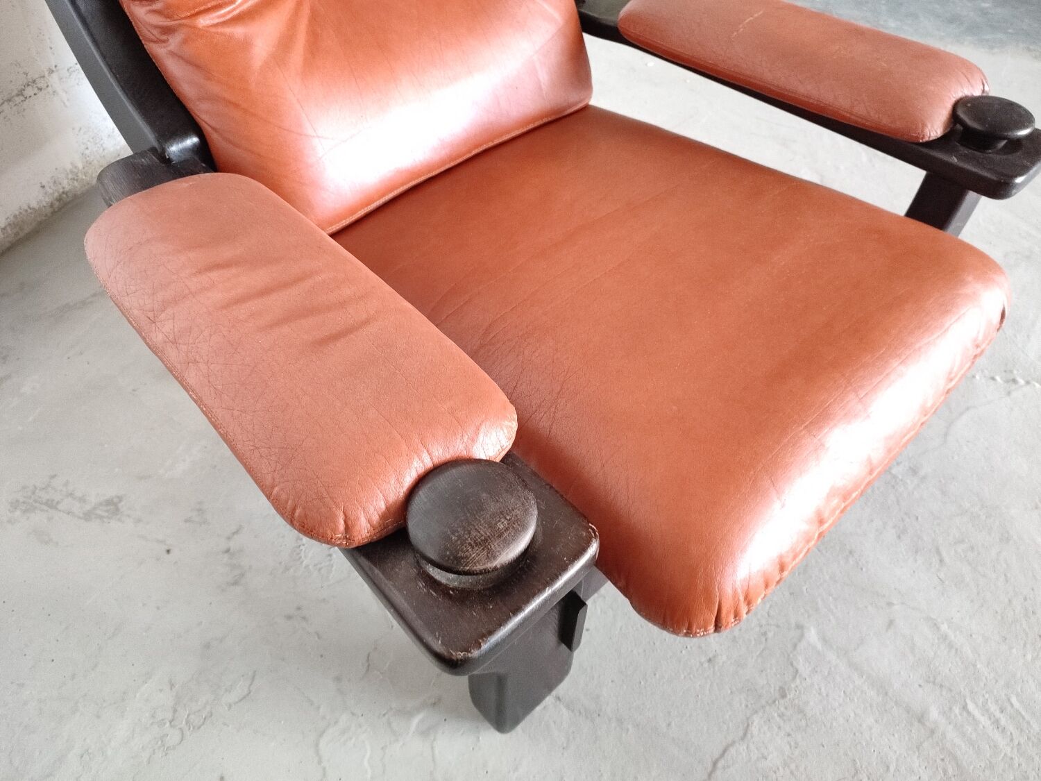 Paire de fauteuils brutalistes brésiliens