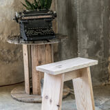 Japanese stool in solid moor pine