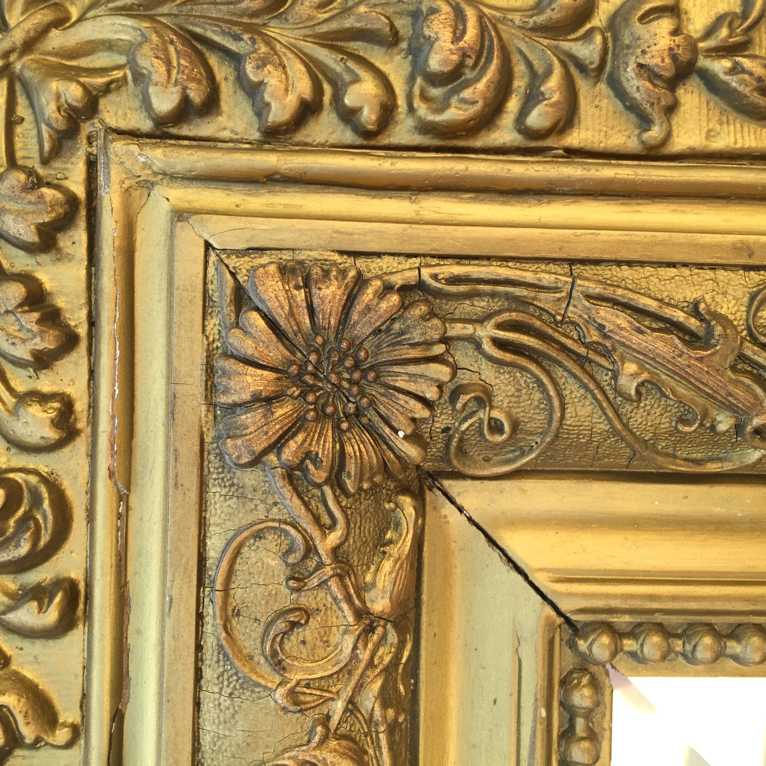 Former mirror wooden gold 130 x 85 cm