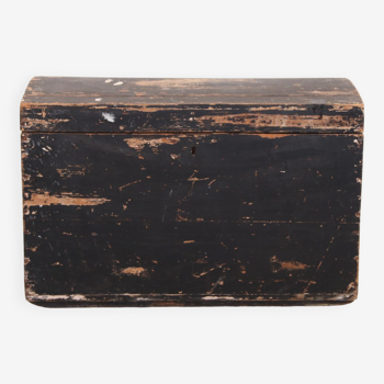 Black antique trunk 19th century blanket chest