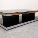 Contemporary design coffee table, Italian 1970s style.