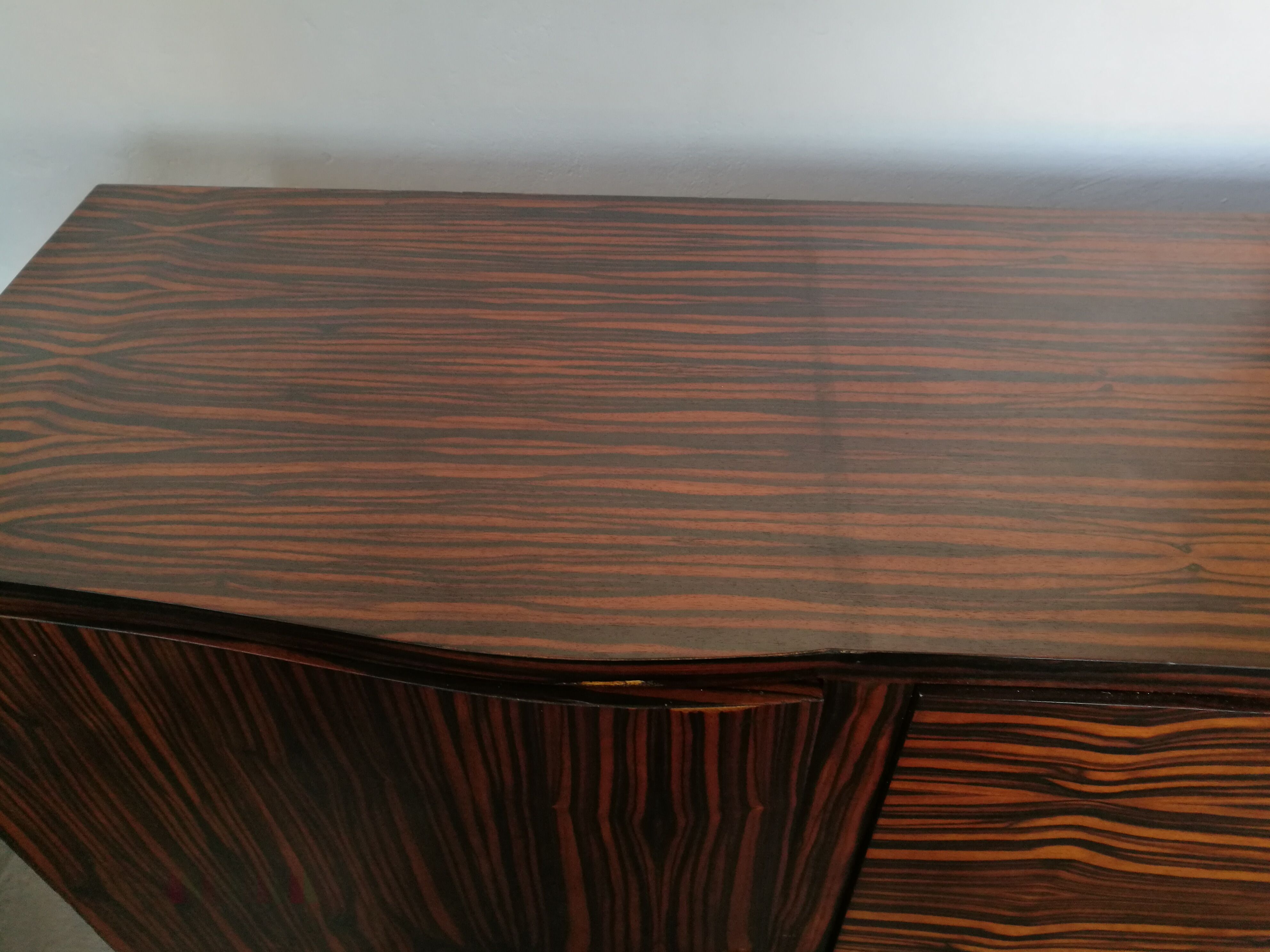 Sideboard in macassar ebony