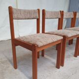 Set de 4 chaises scandinaves en teck du milieu de siècle