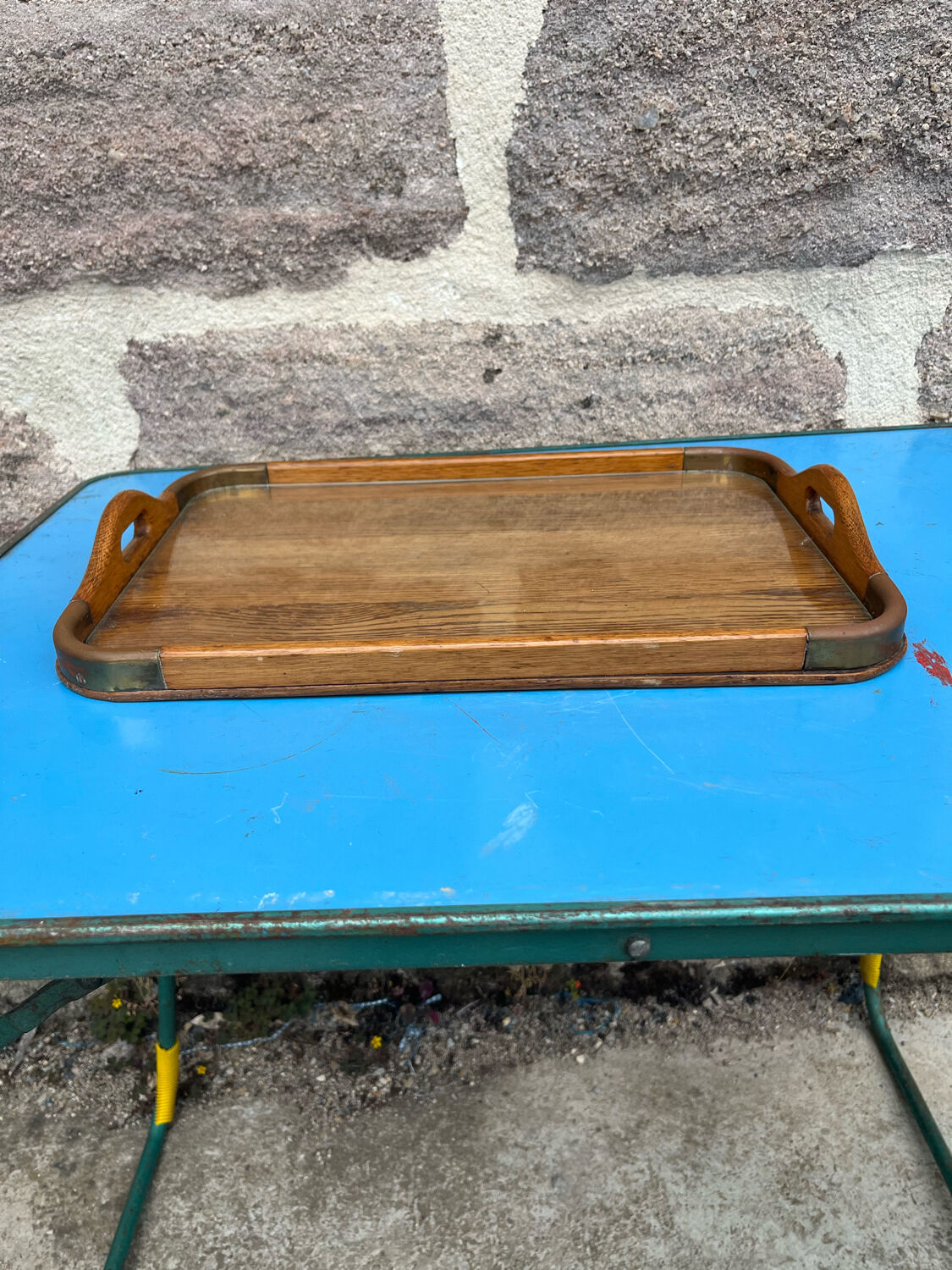 Serving tray
