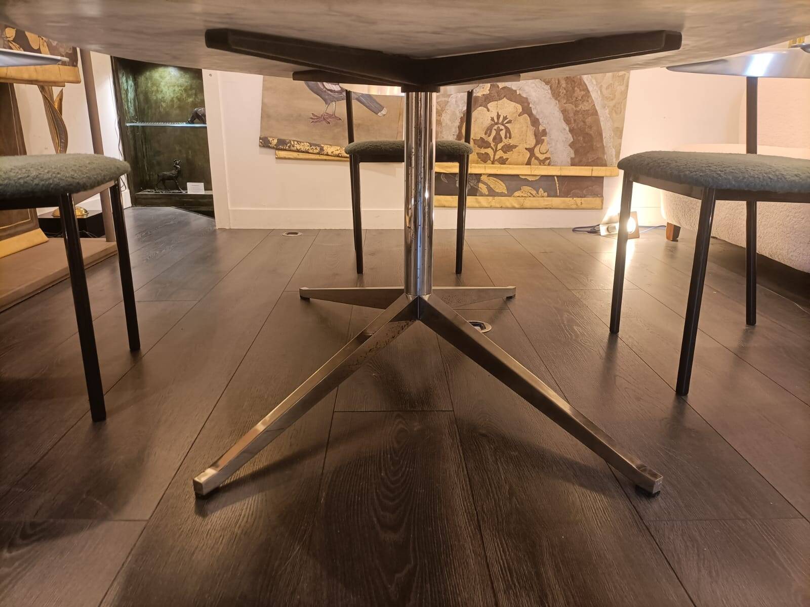Florence Knoll for Knoll. Marble and chrome-plated metal table. 1970s. LS54931408H