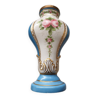 Vase porcelaine signé chanèle made in France