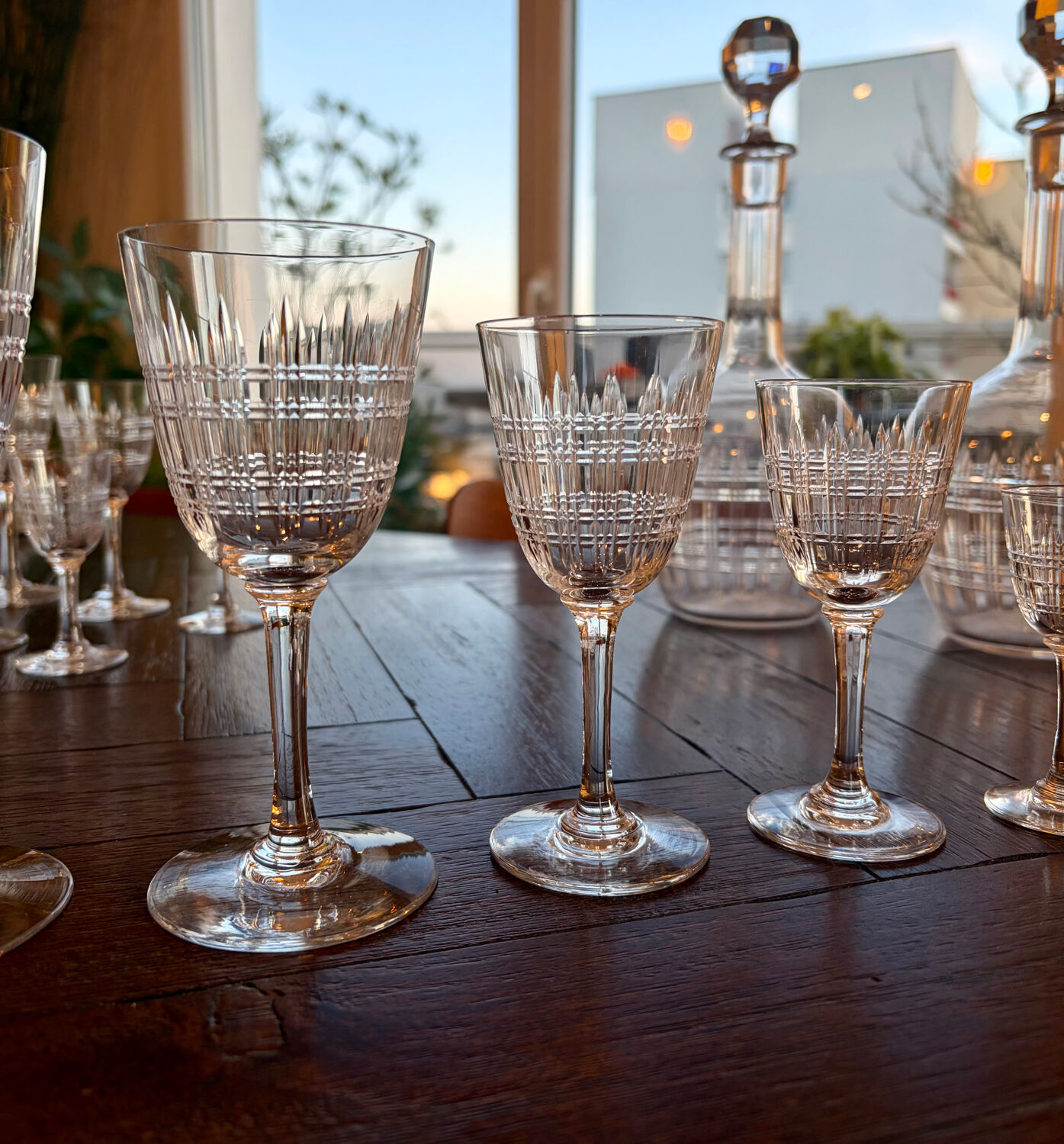 Cavour model baccarat service