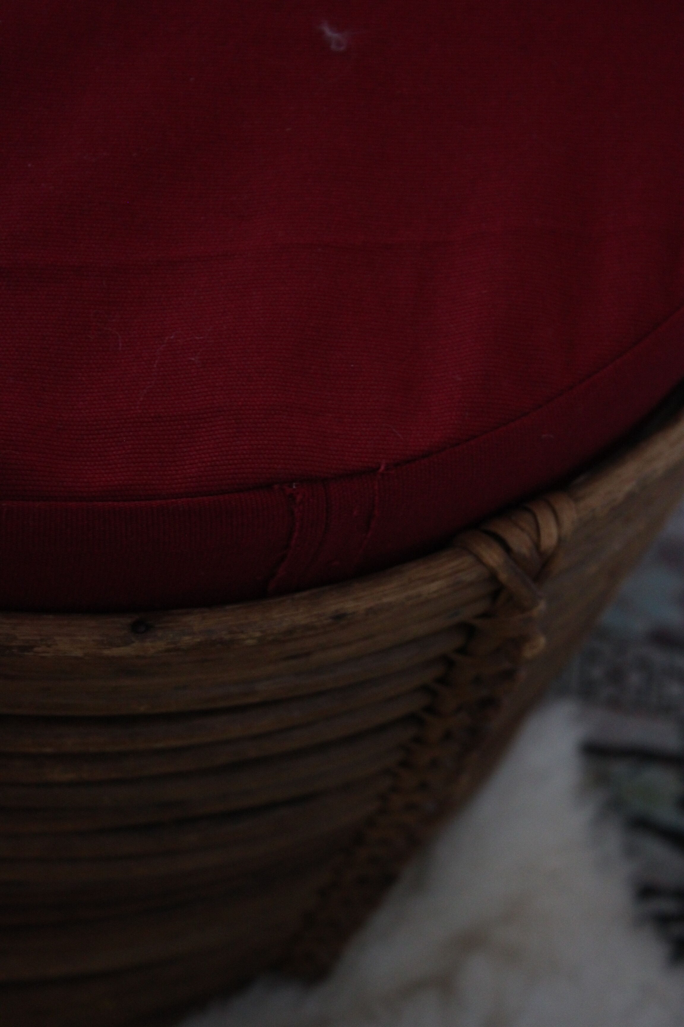 Beautiful pouf/stool/rattan sofa end 1960