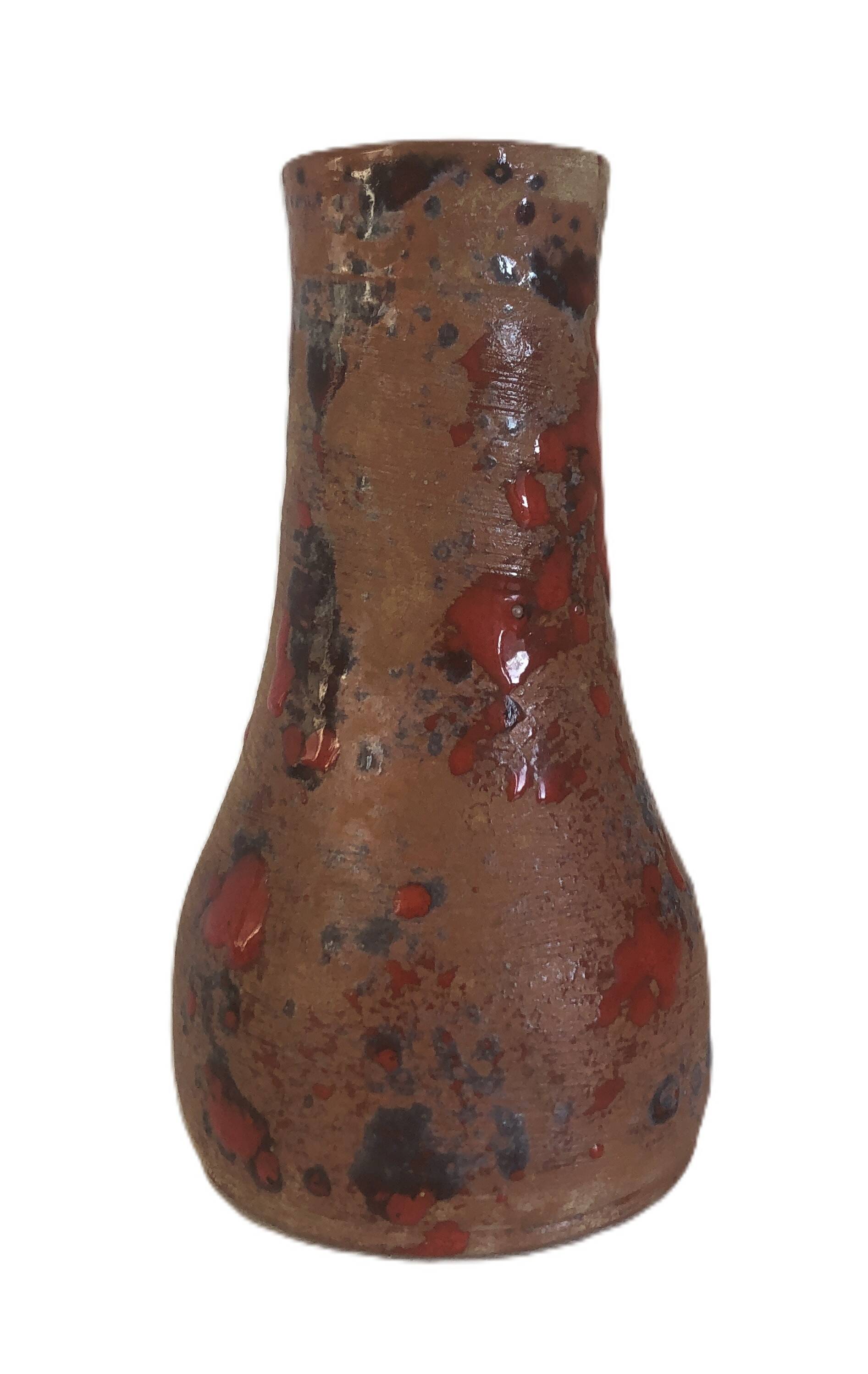 Brutalist vase with dripping decoration