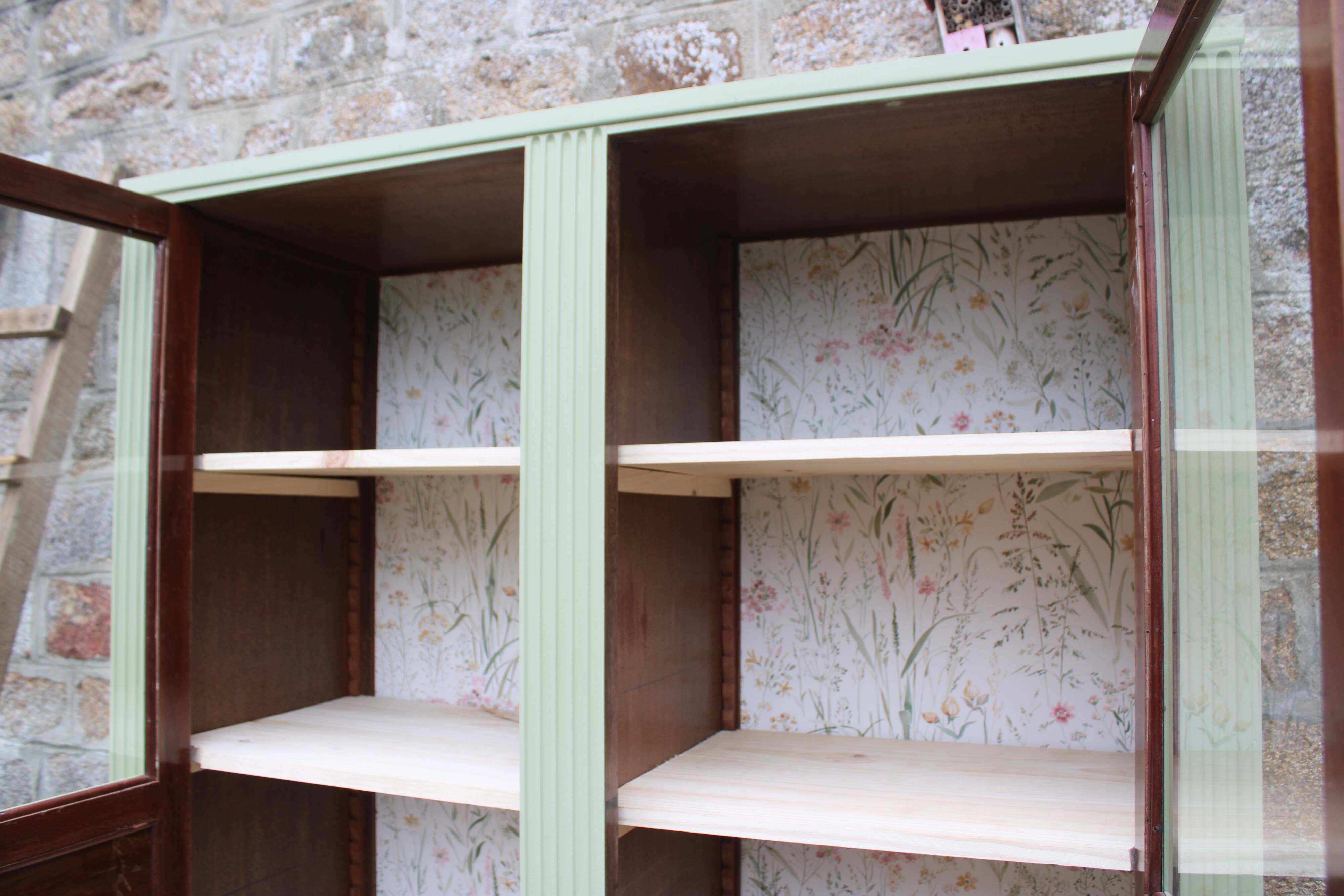 Renovated antique display cabinet – Lizard Green (Pure & Paint)