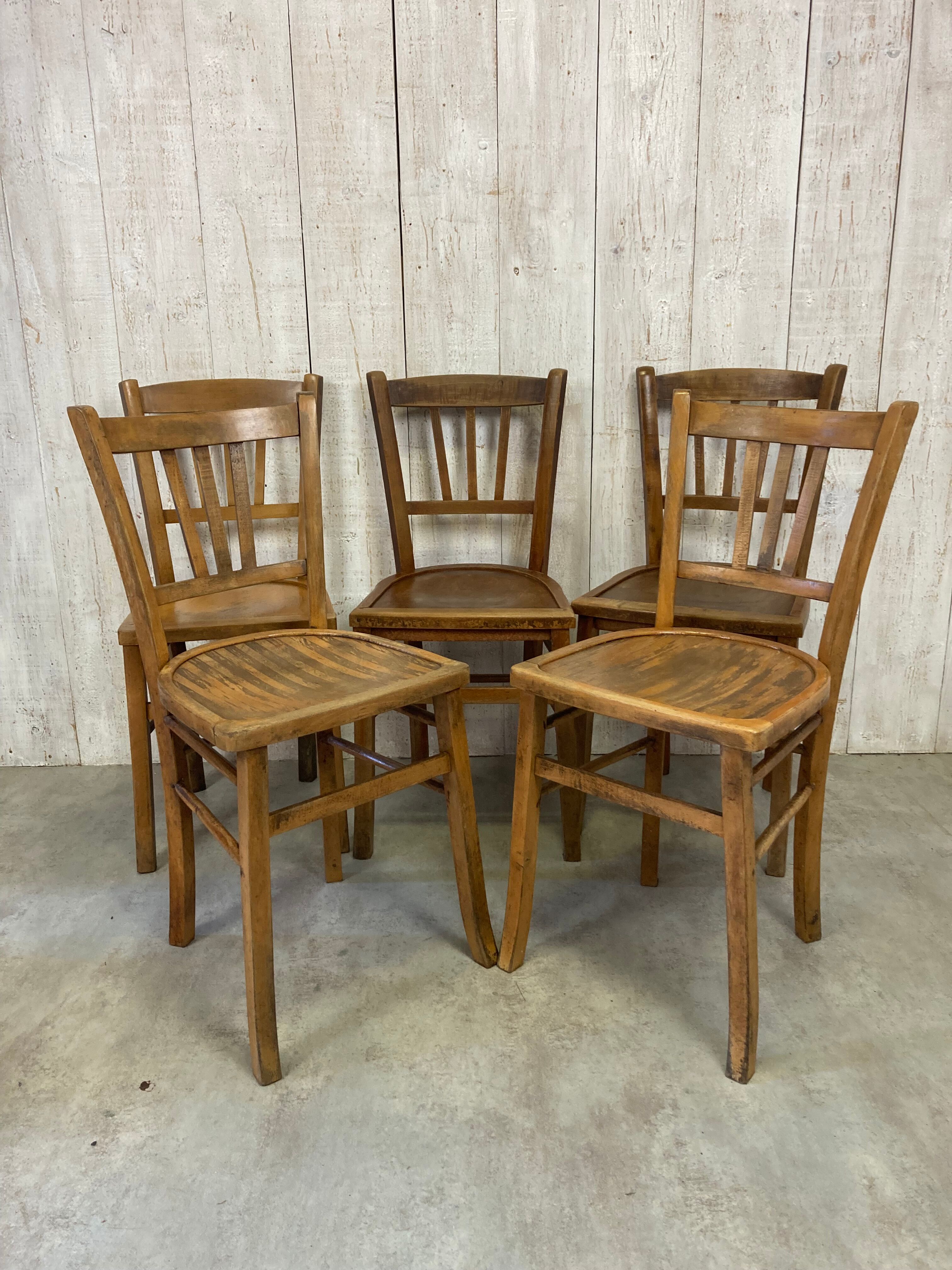 Chaises bistrot dépareillées x5