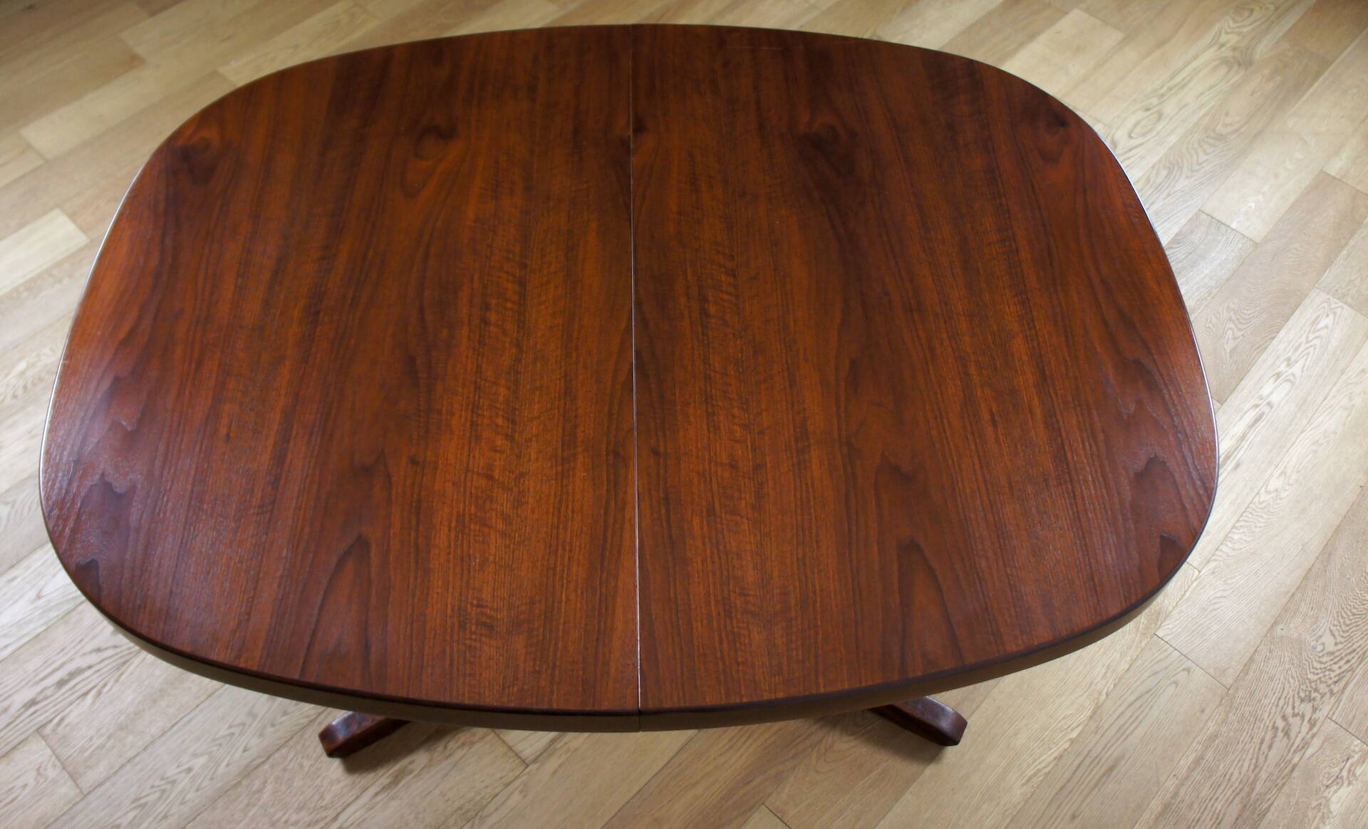 Table Ovale & Pied Central Vintage Année 1960 / 1970