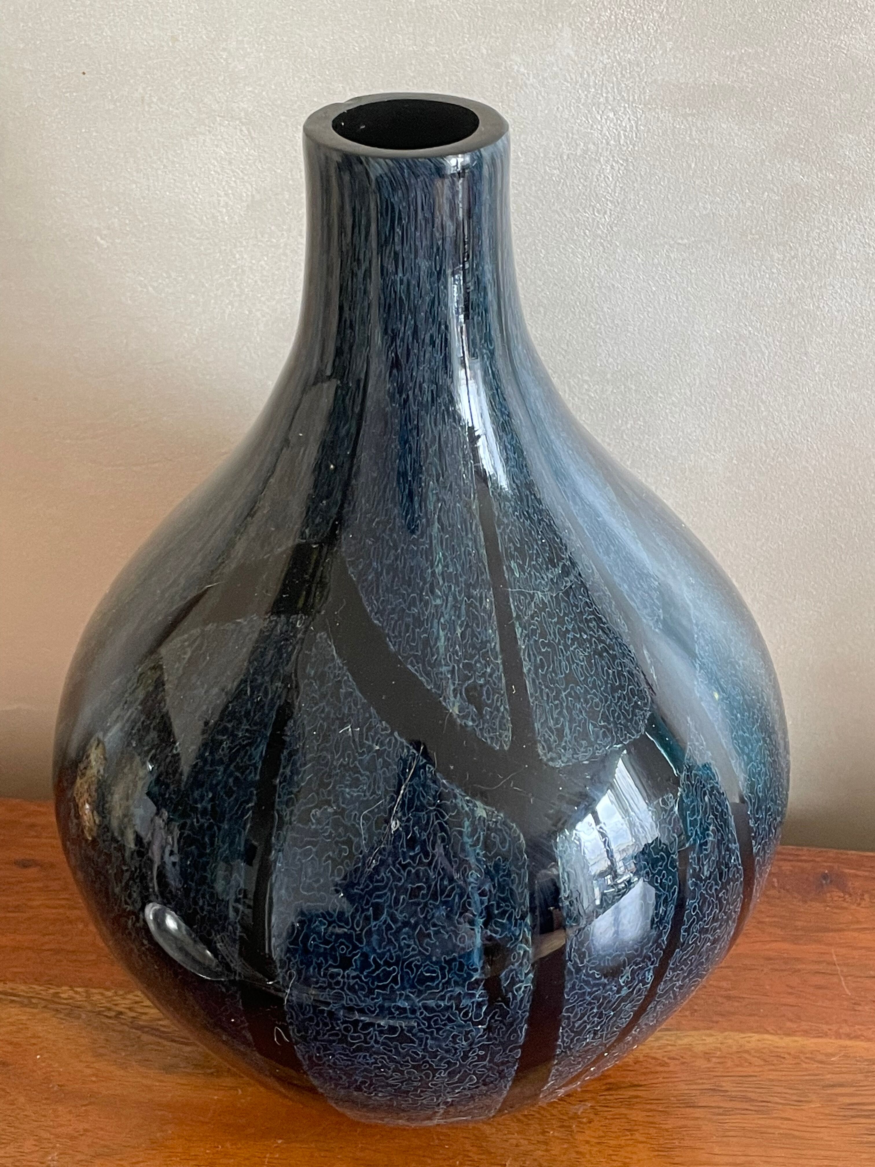 Vase marbled ball beu black
