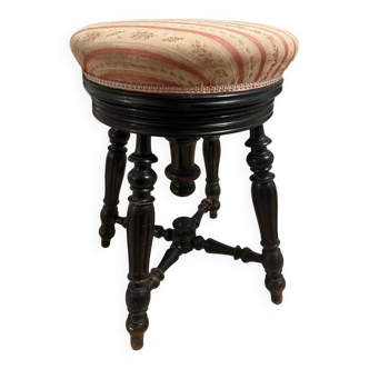 Napoleon III piano stool