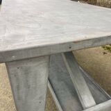 Metal table