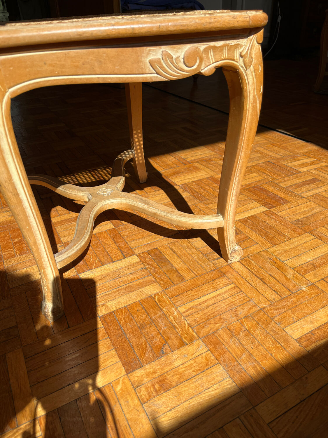 4 "Regency" chairs with high backrest