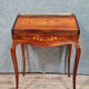 Bureau scriban de pente louis xv galbé en marquèterie vers 1850-1880