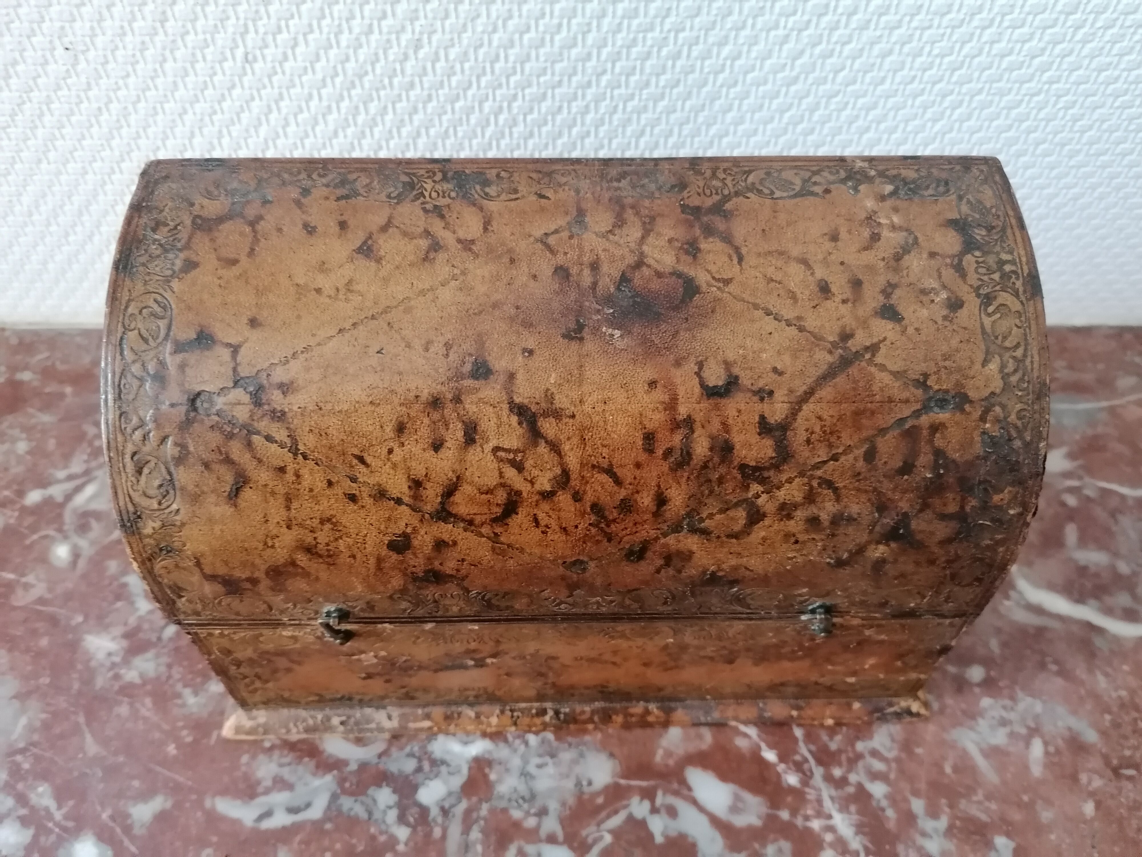 Restoration mail box
