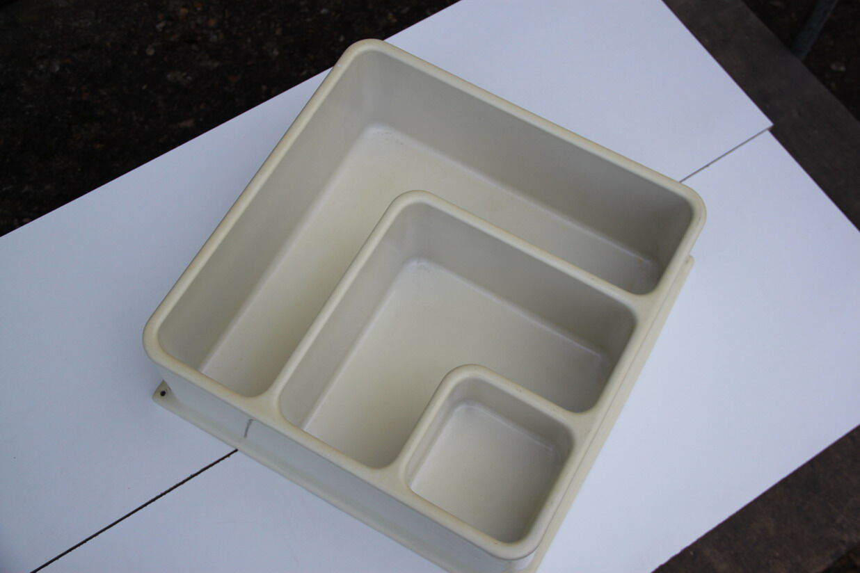 Prisunic plastic shelf 70s