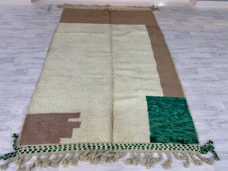 Traditional handmade Azilal rug size 200 x 300 cm