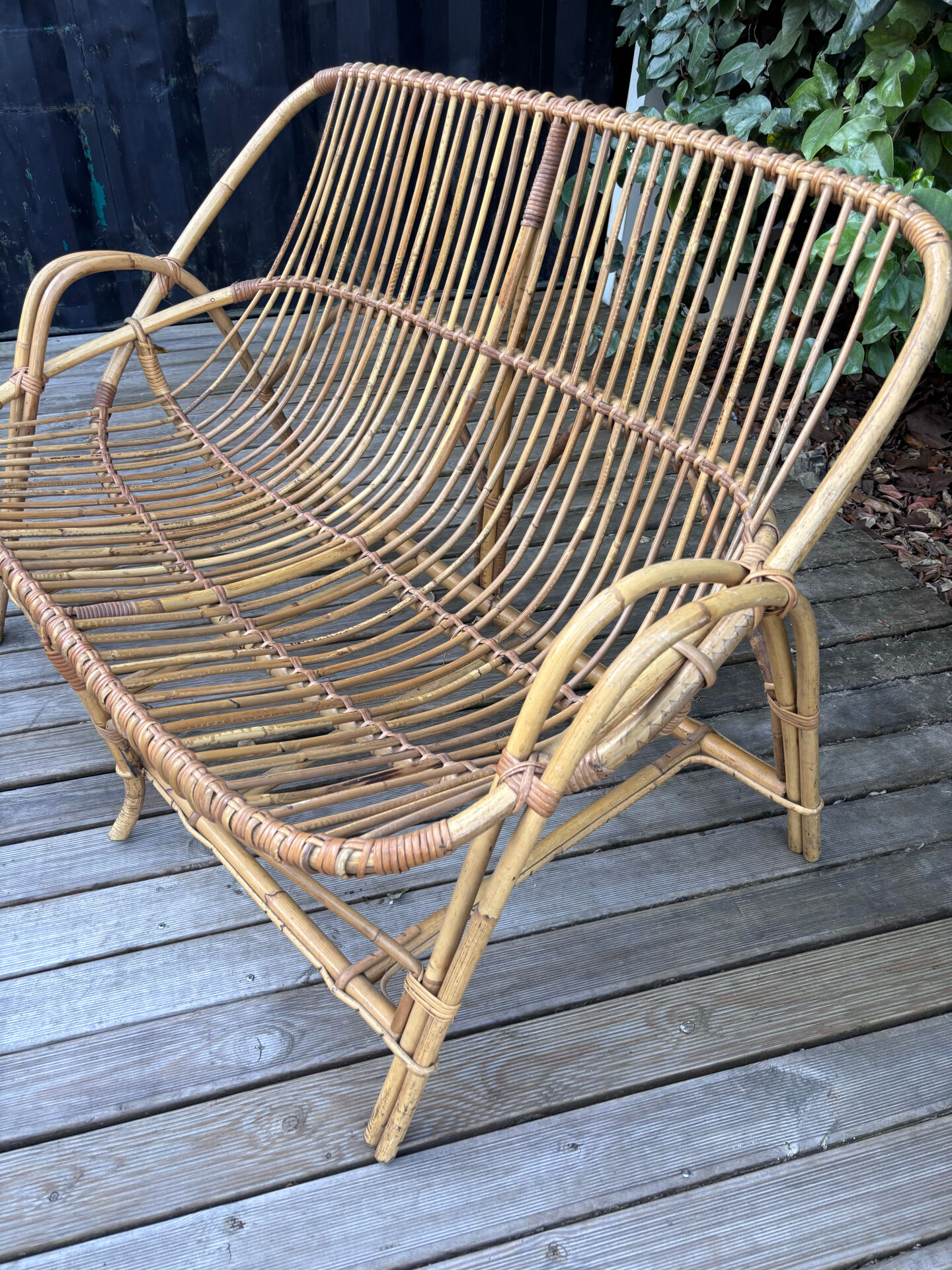 Rattan bench sofa