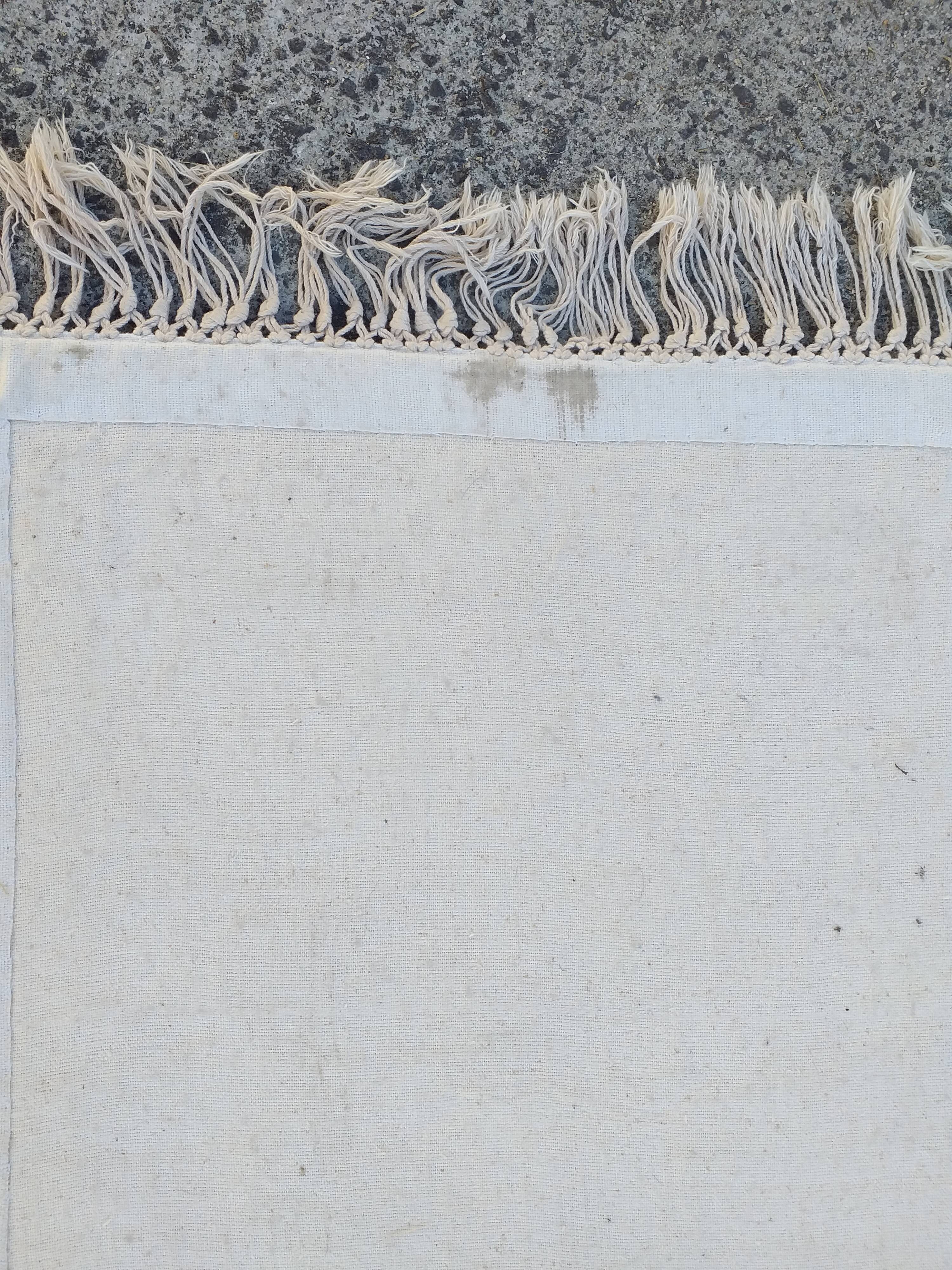 Chinese handmade wool rug - 91x61cm