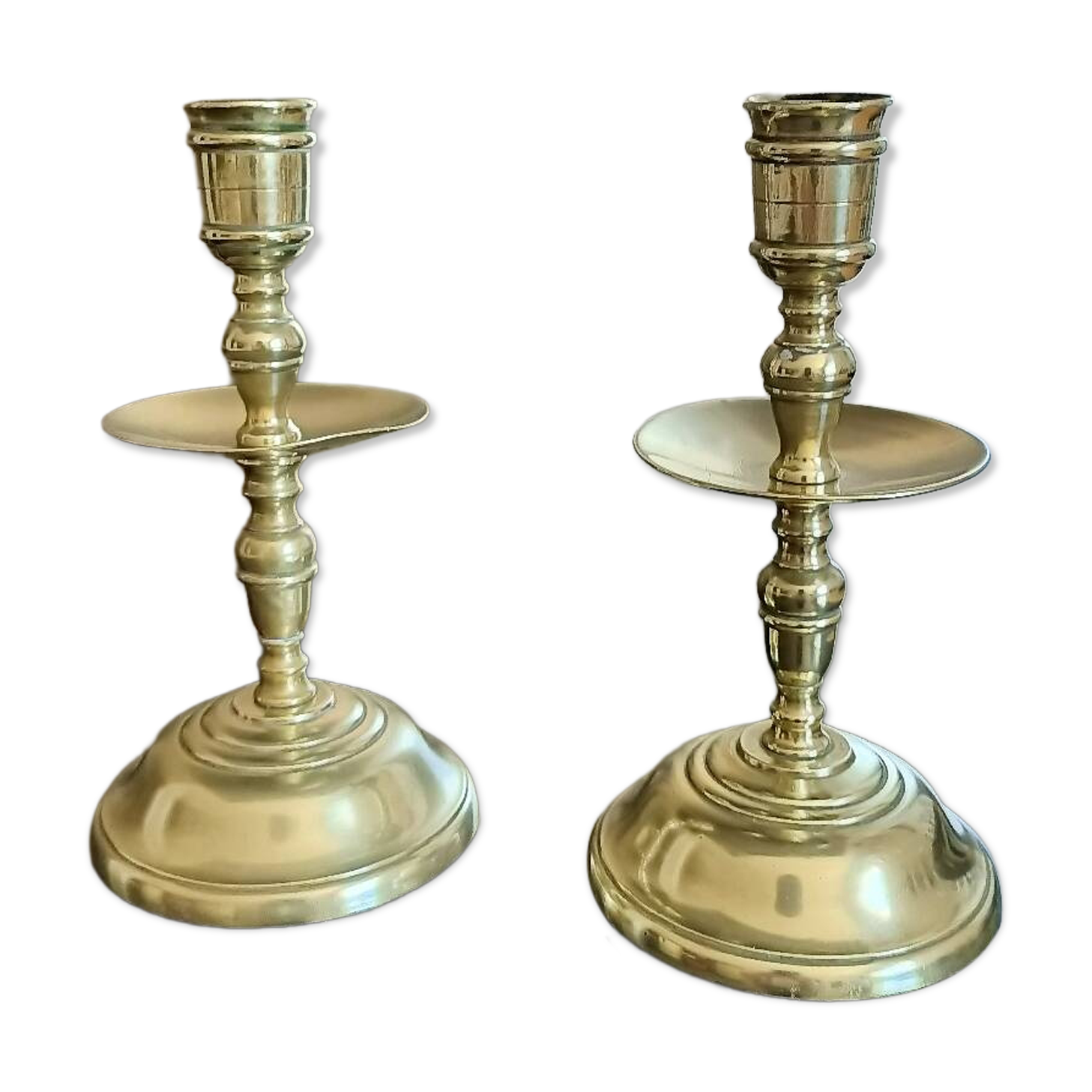 Golden bronze candlesticks