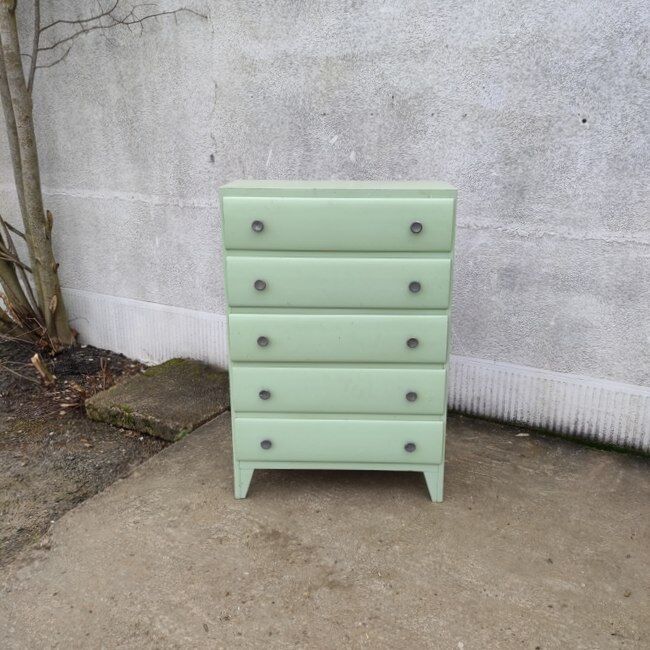 High chest of drawers
