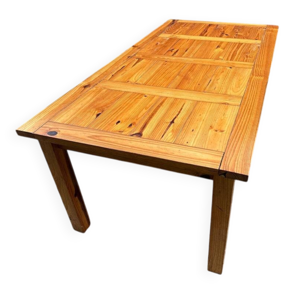 Table à manger en pin massif rustique style ferme