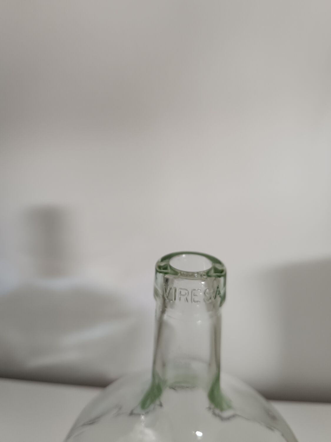 Little demijohn / transparent cylinder