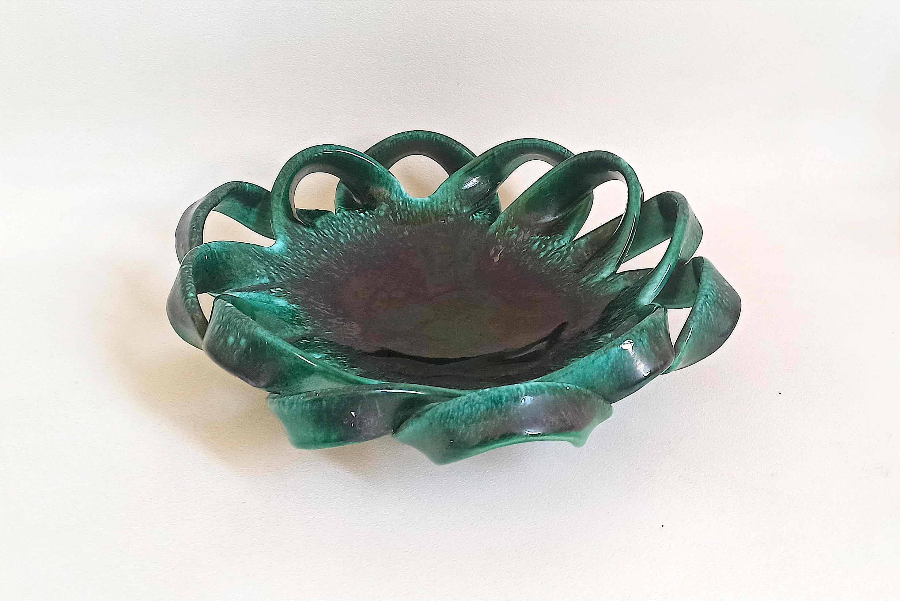 Fruit bowl or woven ceramic pocket tray signed Ceramid 1960s Diameter 32.3 m