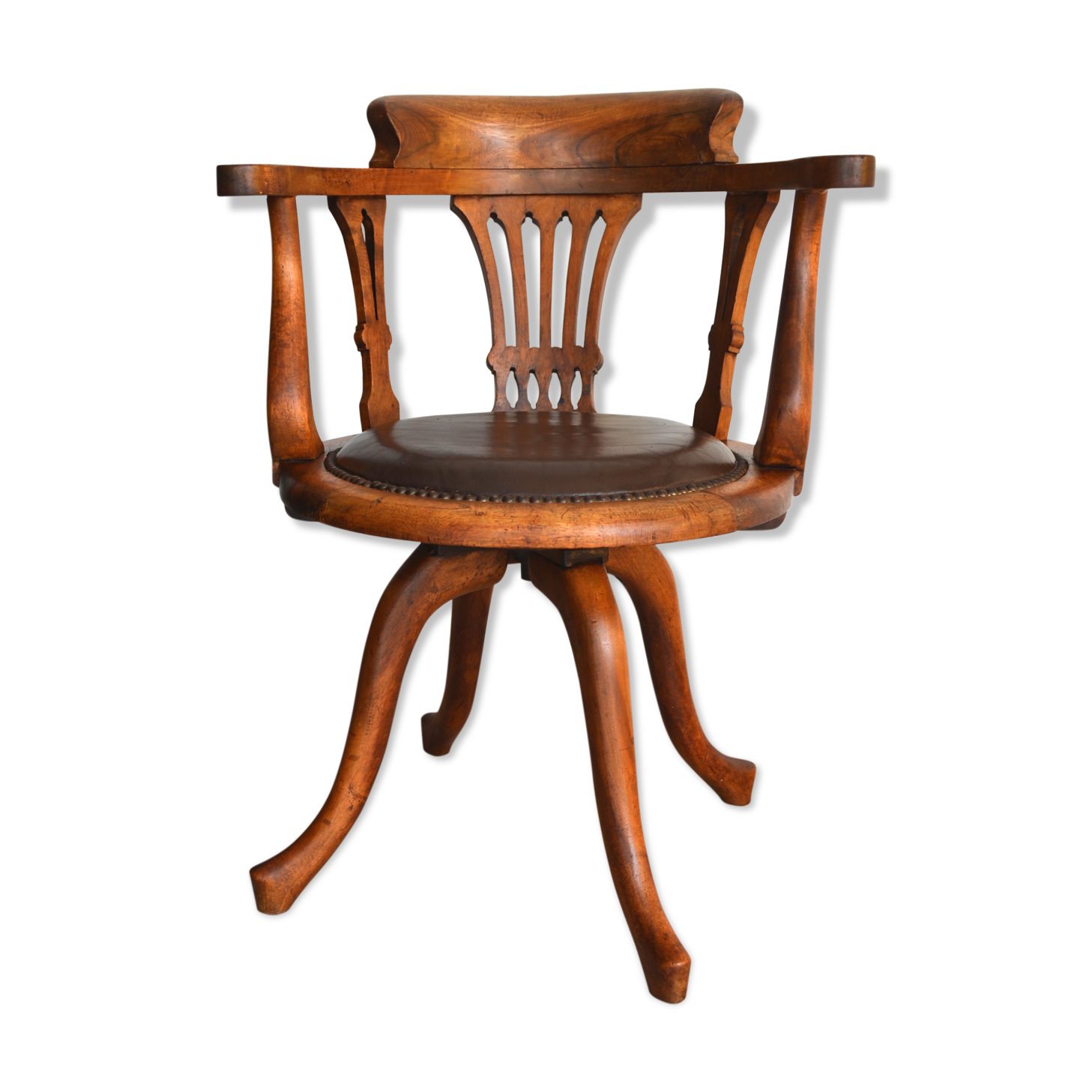 Swivel american office armchair