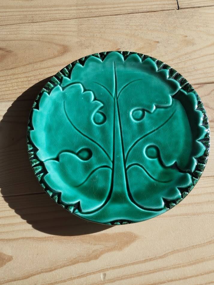 flat dish in slipware