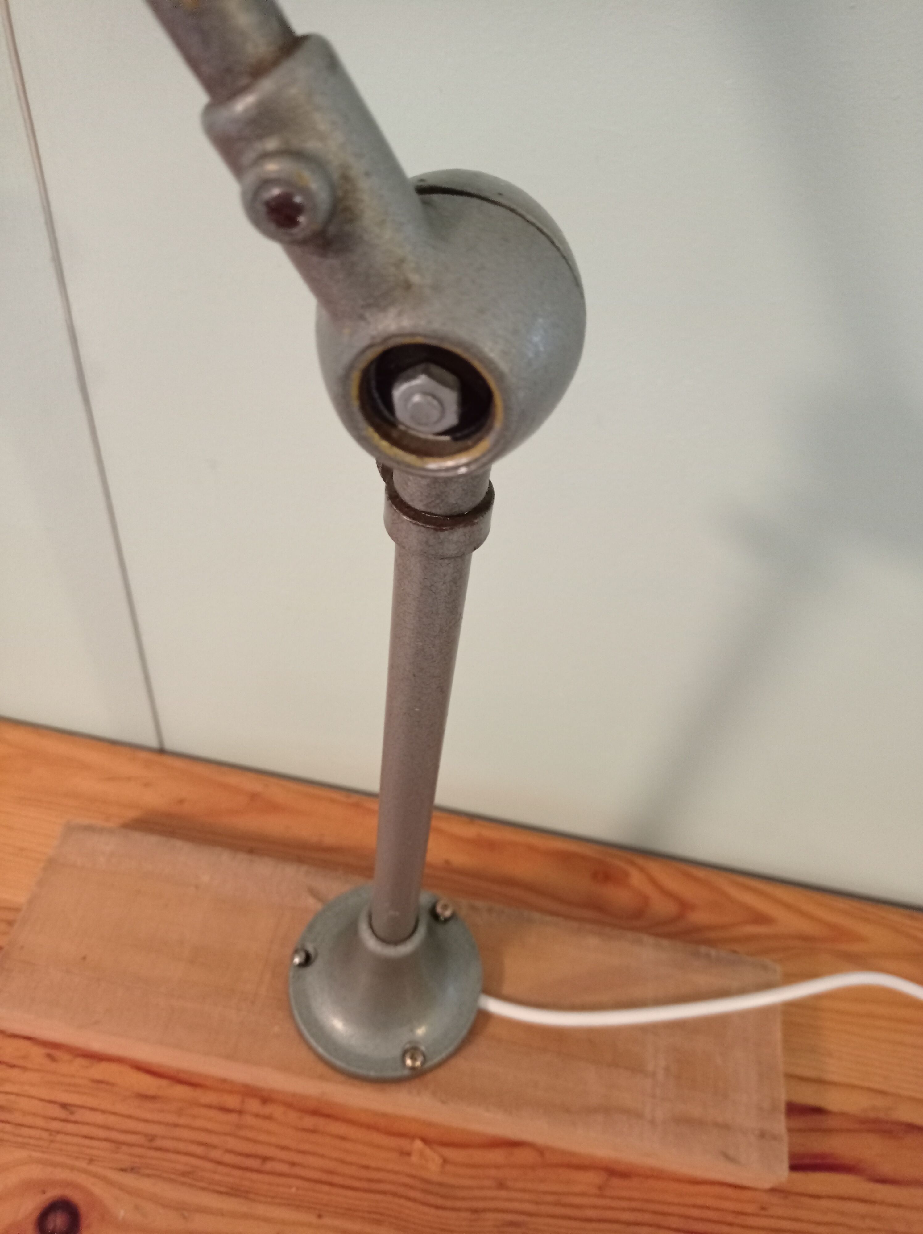 Lumina workshop lamp