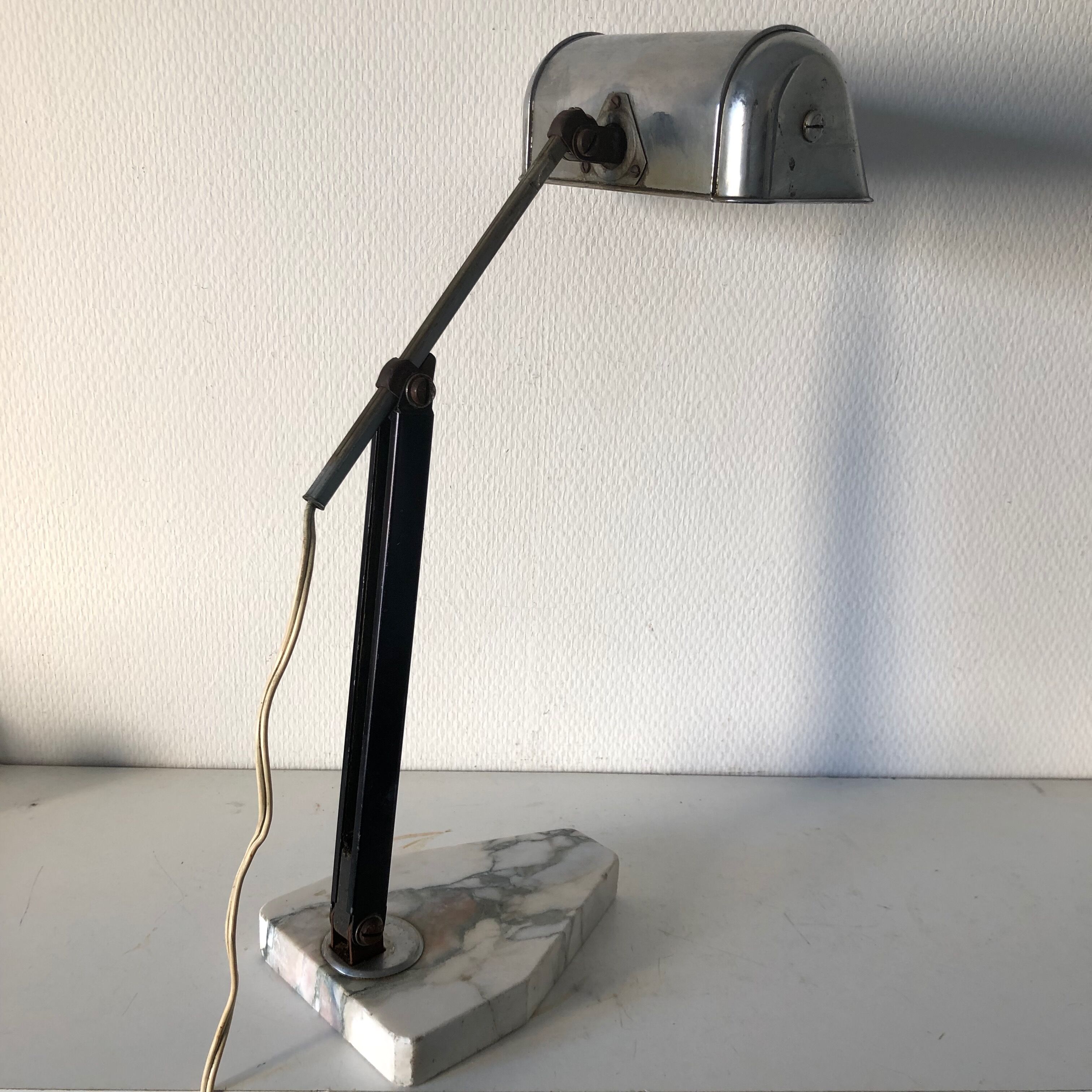 Lampe 'Artisanat Français' en marbre vintage, 1930