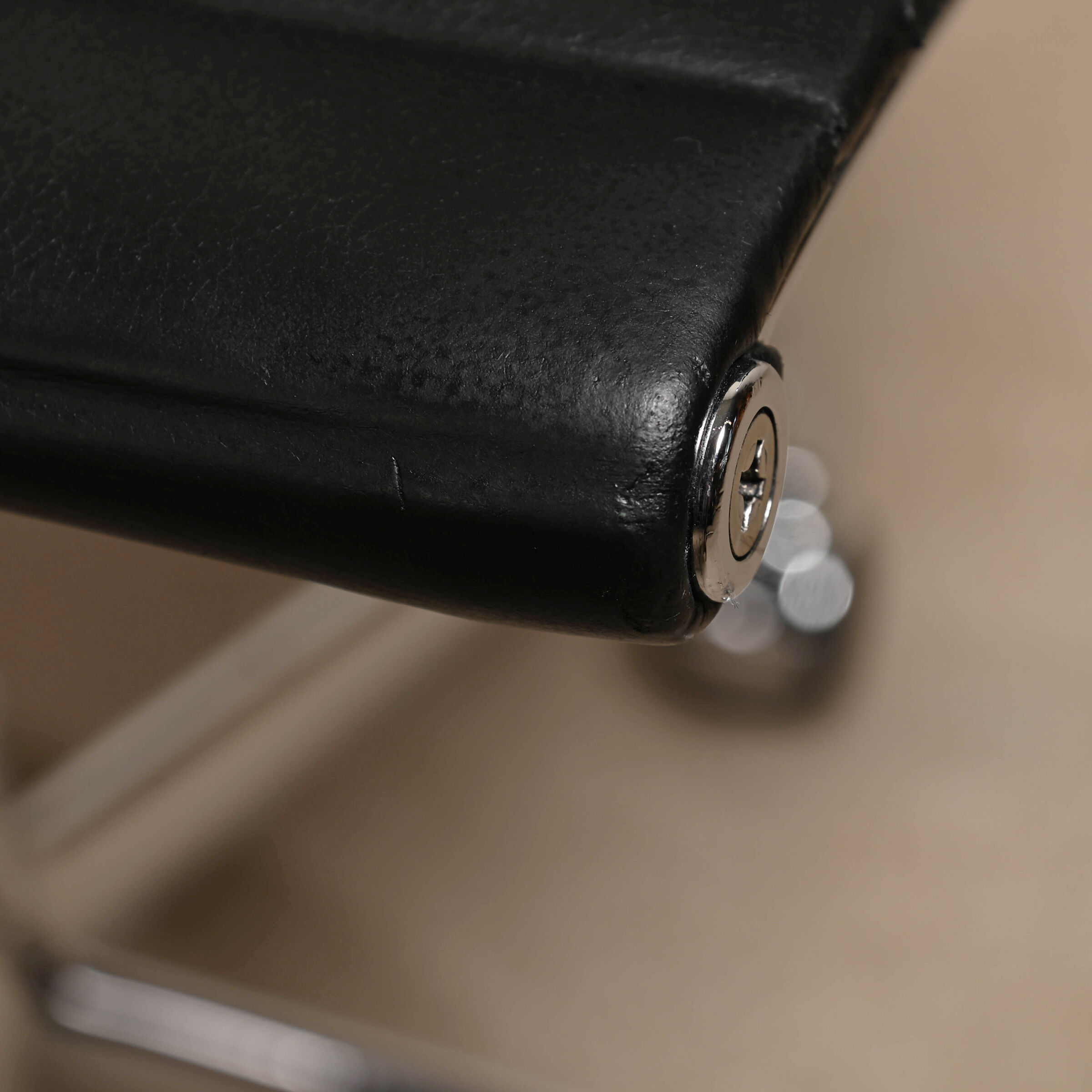Charles & Ray Eames EA117 Office Chair in Black Leather and Chrome, Vitra