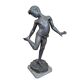 Splendida Scultura in Bronzo: "Il Bambino Morso dal Granchio" '90