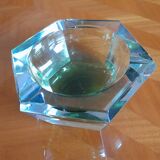 Cendrier en cristal ou verre avec de superbes reflets bleu vert