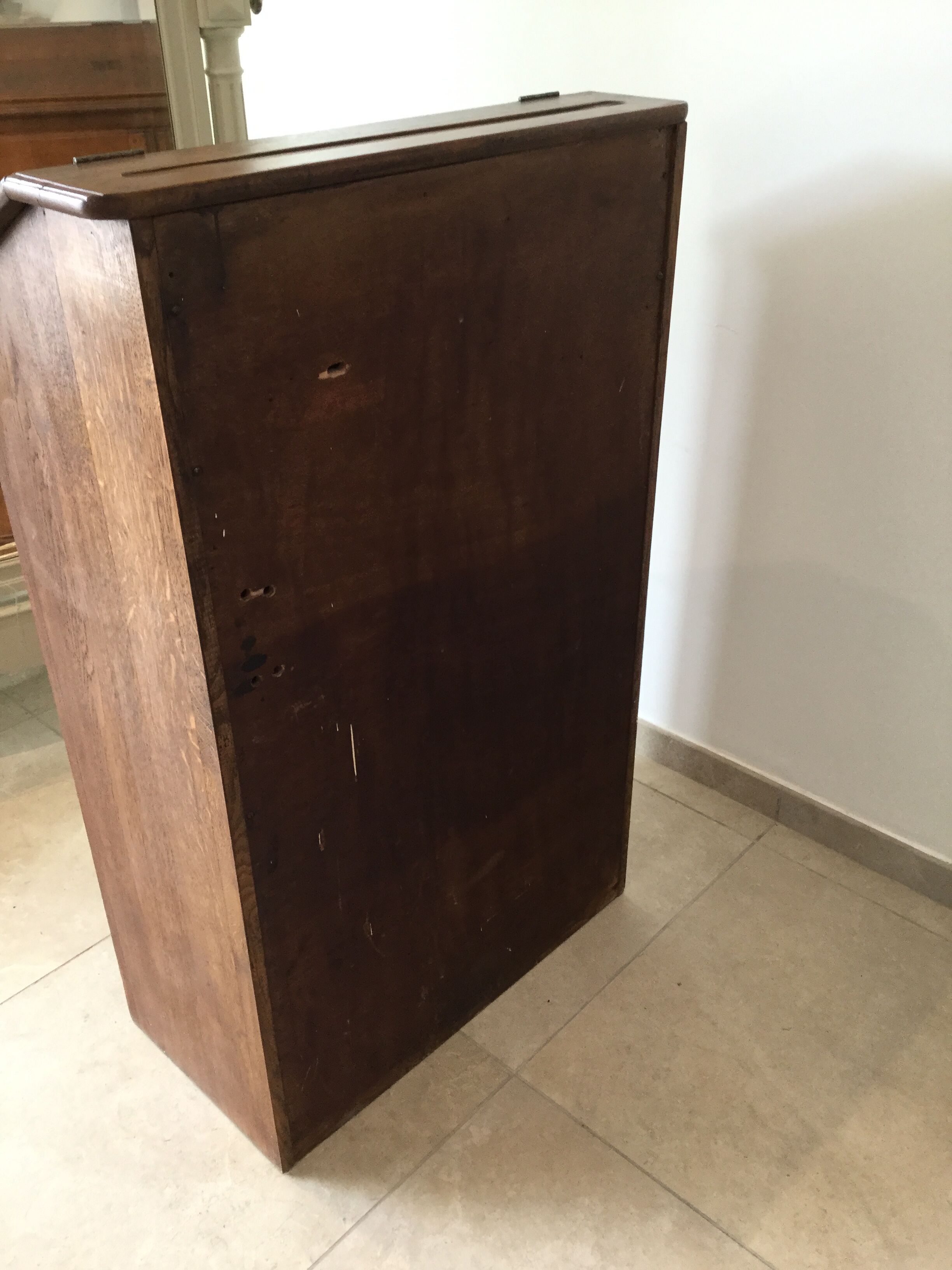 Entry furniture, writing