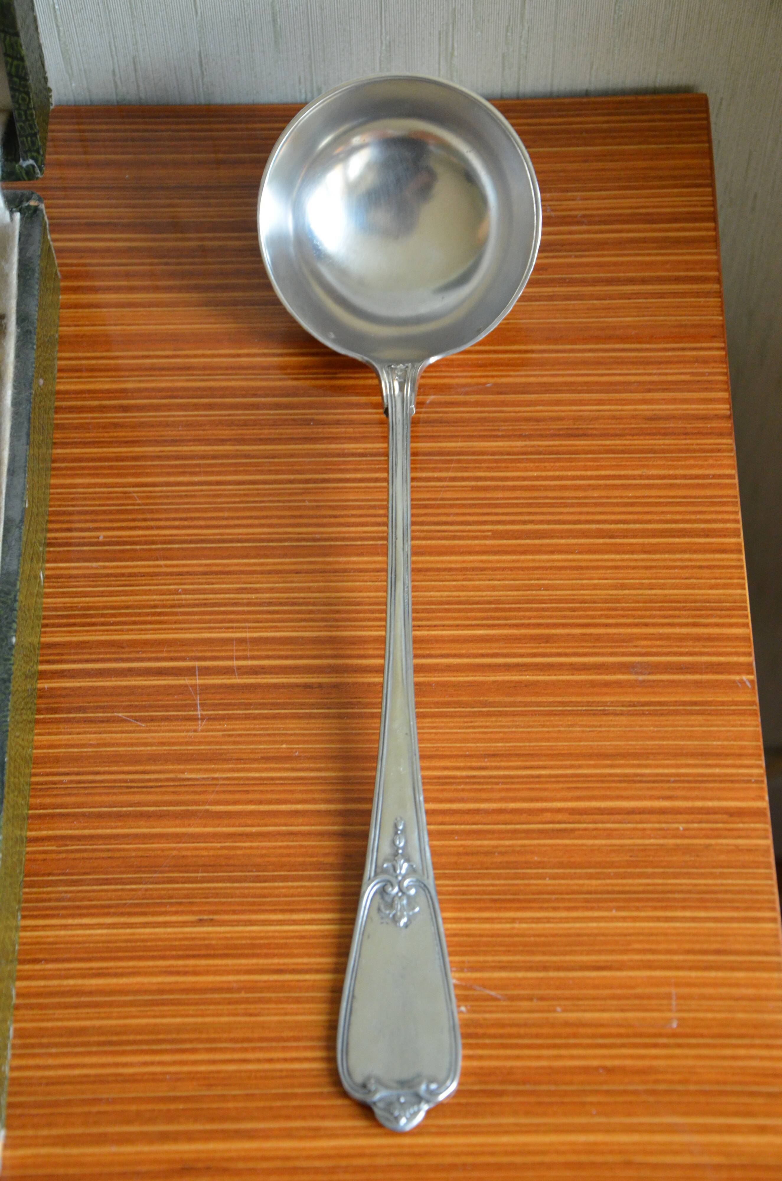 Silver metal housewife