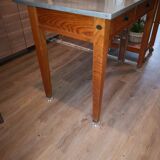 Kitchen table