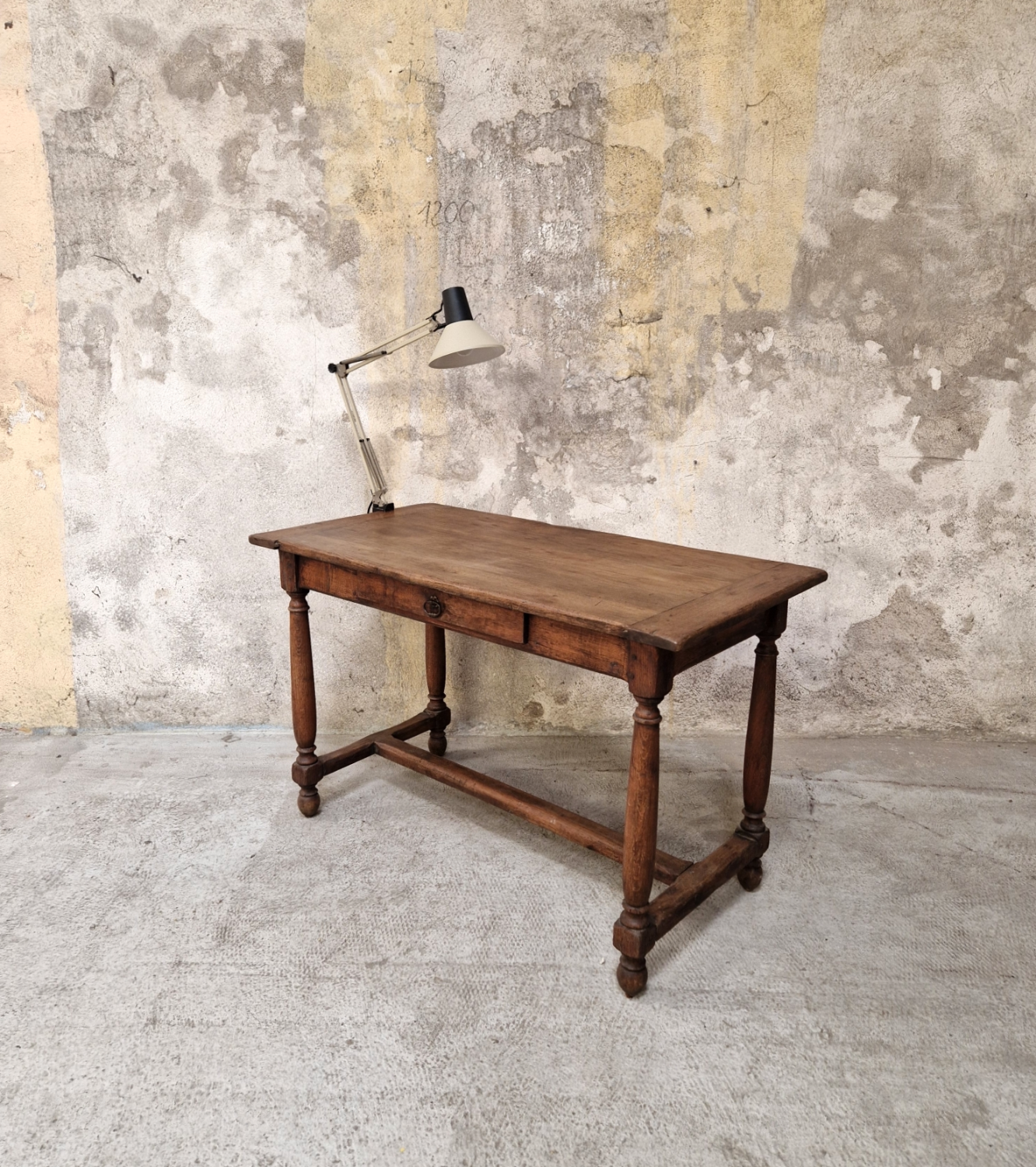 Campaign office table