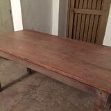 Farm table