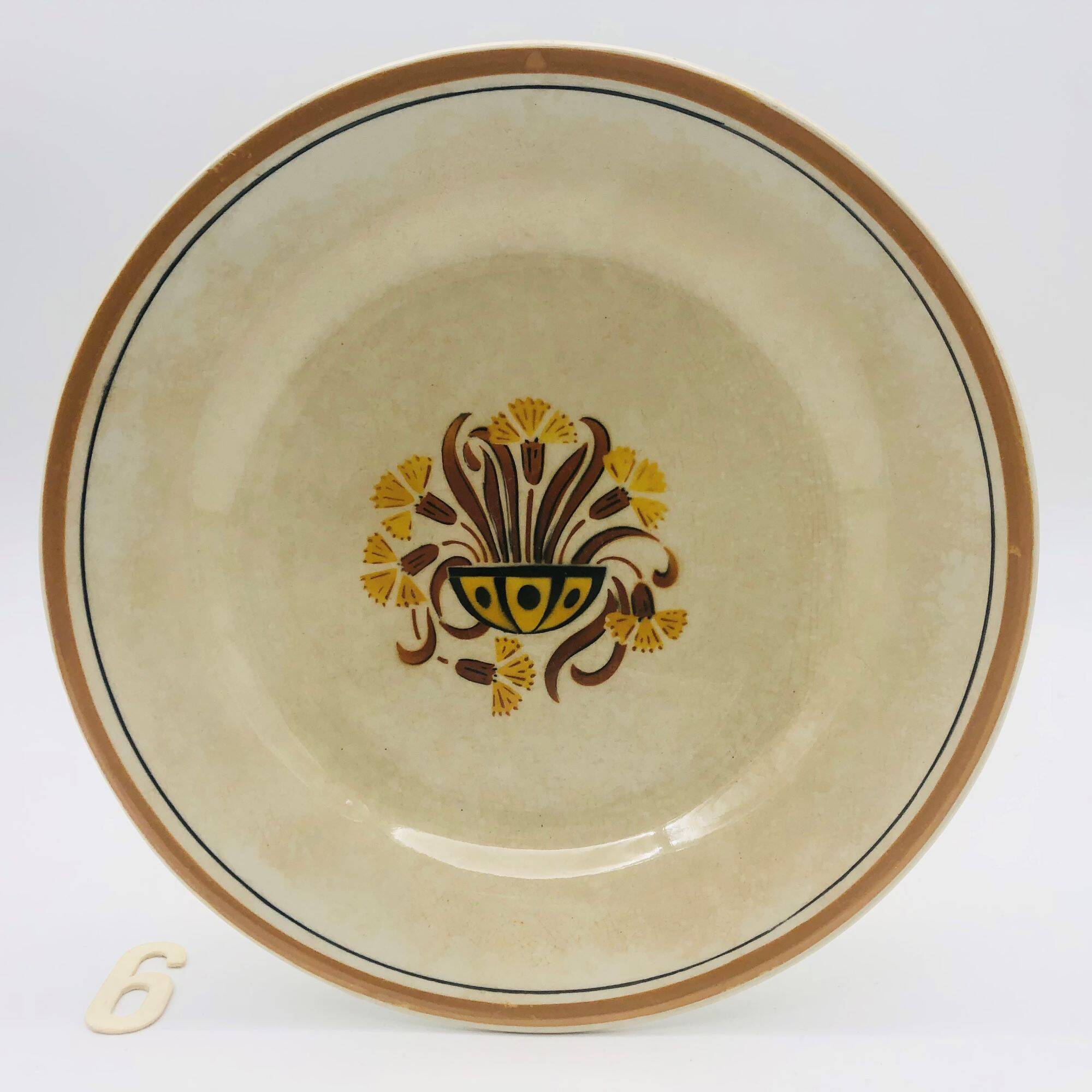 6 Dinner Plates, Creil and Montereau – Carnation model.