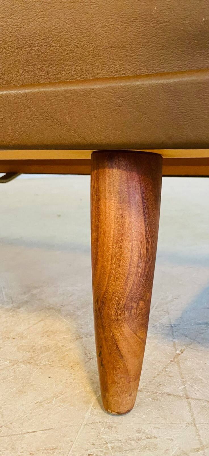 Vintage retro Danish mid-century G. Thams 4 person sofa in brown leather 1960